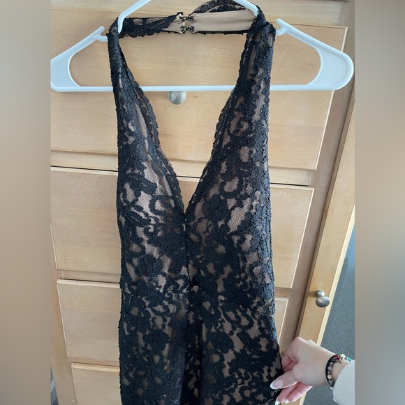 PROM DRESS - Picture 3 of 7